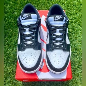 NEW PANDAS Nike Dunk Low